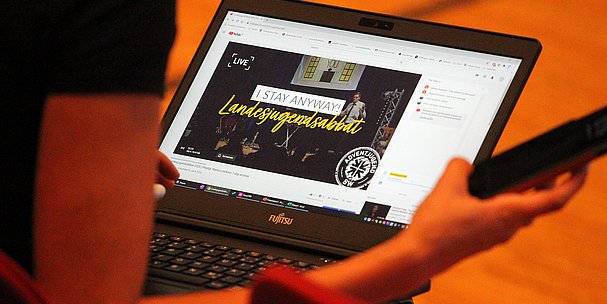 Online-Landesjugendsabbat ermutigt Jugendliche, die Gemeinden nicht zu verlassen